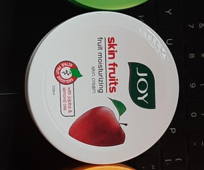 Joy Skin Fruits Fruit Cream, 200 ml MRP-185 (Pack of 48 pcs)
